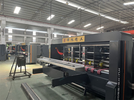 Black Businesses Automatic Carton Folding Machine With Vacuum Feeder